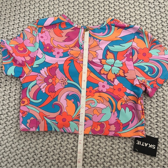 Skatie• ‘Piper’ Top Crop Swim Shirt in LANAI - Picture 11 of 12